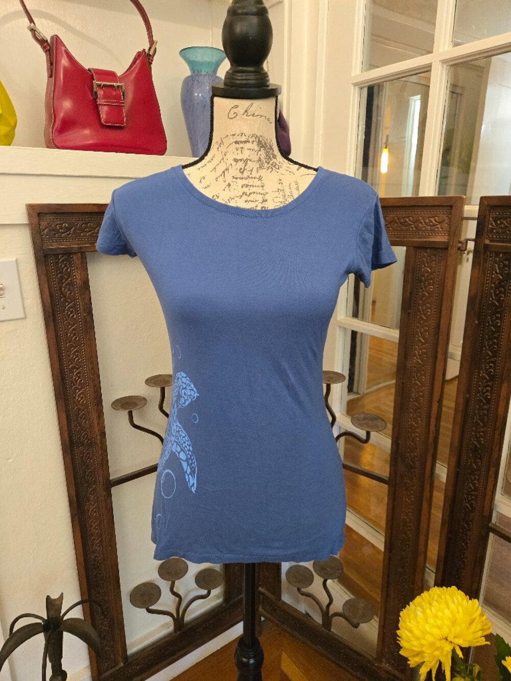 3 for $20: World Wildlife Fund Sea Turtle Tee, Sz XS